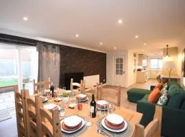 Ideal Contractor & Family Stay-Basildon Smart tv