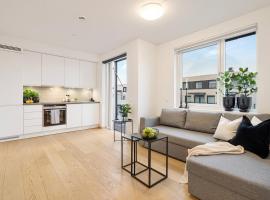 Top Floor - Sunny Balcony - Seaside - Tønsberg，位于滕斯贝格的酒店