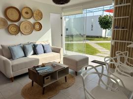 Casa de Playa en Puerto Viejo, Condominio Kalua，位于San Antonio的酒店
