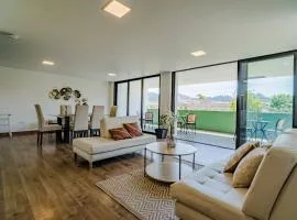 Departamentos de Lujo con vista al Río