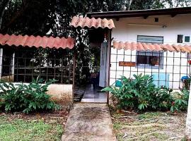 La Casita，位于甘博阿的酒店