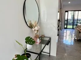 Between the City and Beach!