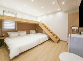 TESt，位于Sŏnsu的酒店