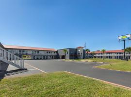 Days Inn by Wyndham Aransas Pass，位于阿兰瑟斯帕斯的酒店