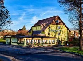 MOTOREST-PENSION U HRACHŮ,s.r.o.