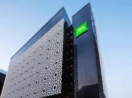 宜必思尚品迪拜机场酒店