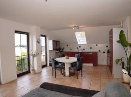 Panoramablick, ruhiger Lage, 20 Min nach Köln - EVARIS Hilda，位于奥弗拉特的酒店