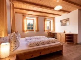 Unterkofler Farm Holiday - Peaceful Nature Stay with Stunning Panoramic Views near Bolzano