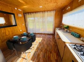 Cabaña rural rodeada de naturaleza y descanso cerca del Lago Ranco，位于La Unión的酒店