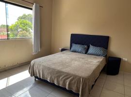 Departamentos a Pasos de la Basílica，位于卡库佩的酒店