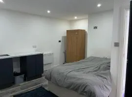 Cozy Private Studio with En-Suite