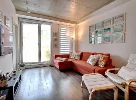 Highrise 1BDR Condo in Downtown Montreal - Long Term Stay by M11