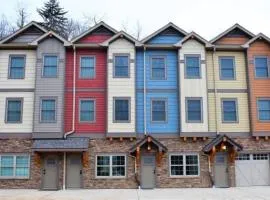 Creekside E17, Frisco Kid Retreat Jacuzzi Sleeps 11