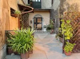 Casa Rossana UnaNotteaCasaMia