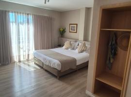 DAKAR HOTEL，位于门多萨的酒店