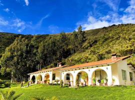 Fundo Alma Andina，位于豪哈的宠物友好酒店