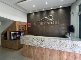 Minas Hotel，位于皮拉波拉的酒店
