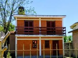 Casa, Rio y Familia Mina Clavero