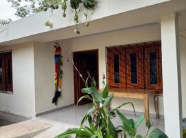 Villa Lexis，位于Coveñitas的酒店