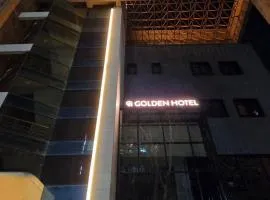 Golden Hotel 골든 호텔
