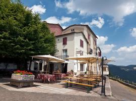 Albergo Ristorante Leso，位于博斯科基耶萨诺瓦的酒店