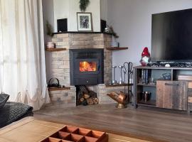 Къща за гости В 12 и 5，位于道那班亚的别墅