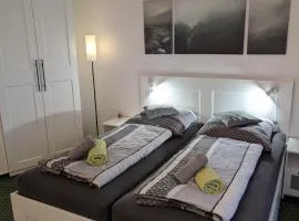 Apartment "Waldrand" mit Balkon und Pool - Renoviert 2026