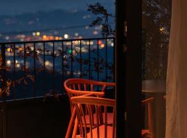 El Cielo - Rooms with Panoramic View & El Carnicero Restaurant，位于Cornedo Vicentino的酒店