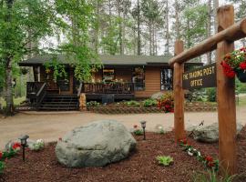 Timber Bay Lodge and Houseboats，位于Babbitt的酒店