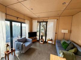 The Timber Lodge - Sennen Holiday Home，位于森嫩的木屋