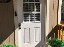 The Cozy Nest，位于Register的酒店