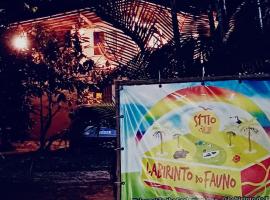 Eco Sítio O Labirinto do Fauno，位于莫斯凯鲁的酒店
