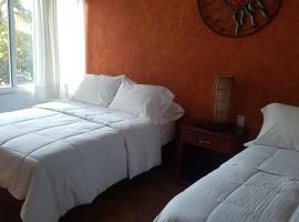 hotel quinta real las palmas malinalco，位于马利纳尔科的酒店