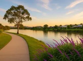 Eastlake Living Pet-Friendly 4BR Home with BBQ