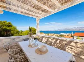 Villa Aries
