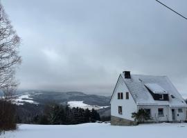 Ferienhaus am Vogelsang，位于梅舍德的乡村别墅