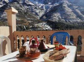 Dar Angour Tacheddirt，位于Tacheddirt的酒店