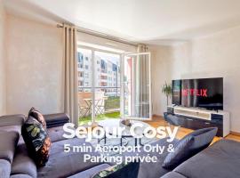 Séjour Cosy - 5 min Aéroport Orly - Parking Privée & Terrasse，位于奥利的酒店