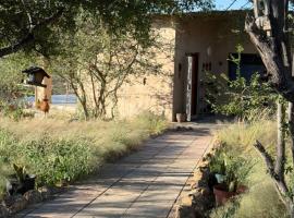 Karibu Self-Catering unit 2，位于奥马鲁鲁的酒店