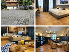 A8 Hotel im Darchinger Hof Bed & Breakfast - Zwischen Holzkirchen und Weyarn - Zwischen München Salzburg und Innsbruck - Kurz vor dem Irschenberg，位于魏阿尔恩的酒店