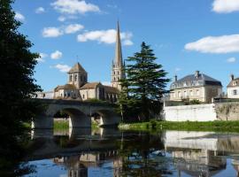 hotel de l Abbaye，位于圣萨万的酒店