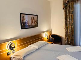 Hotel Oasi，位于埃斯泰的酒店