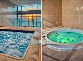 Beachfront Holiday Private Entire Apartment - Jacuzzi, Sauna, Pool, GYM, AJMAN CORNICHE RESIDENCE TOWER