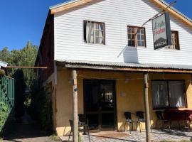 Hosteria Valle Tricahue，位于Los Cipreses的宾馆