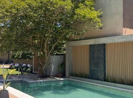 Rockaway Apart，位于米拉玛的酒店