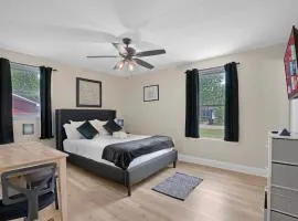 Carbon Ridge 300mbps WiFi - Dog Friendly