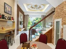 Long Homestay Xuyên Á - Hotels