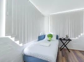 Well-Located Single Room Near Eastwood Station - Shared Bathroom and Kitchen