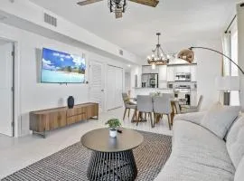 River Fly-In Duo - 5Bd - River & Runway View