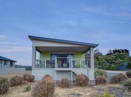 Long Island Retreat - Pelican，位于墨累桥的酒店